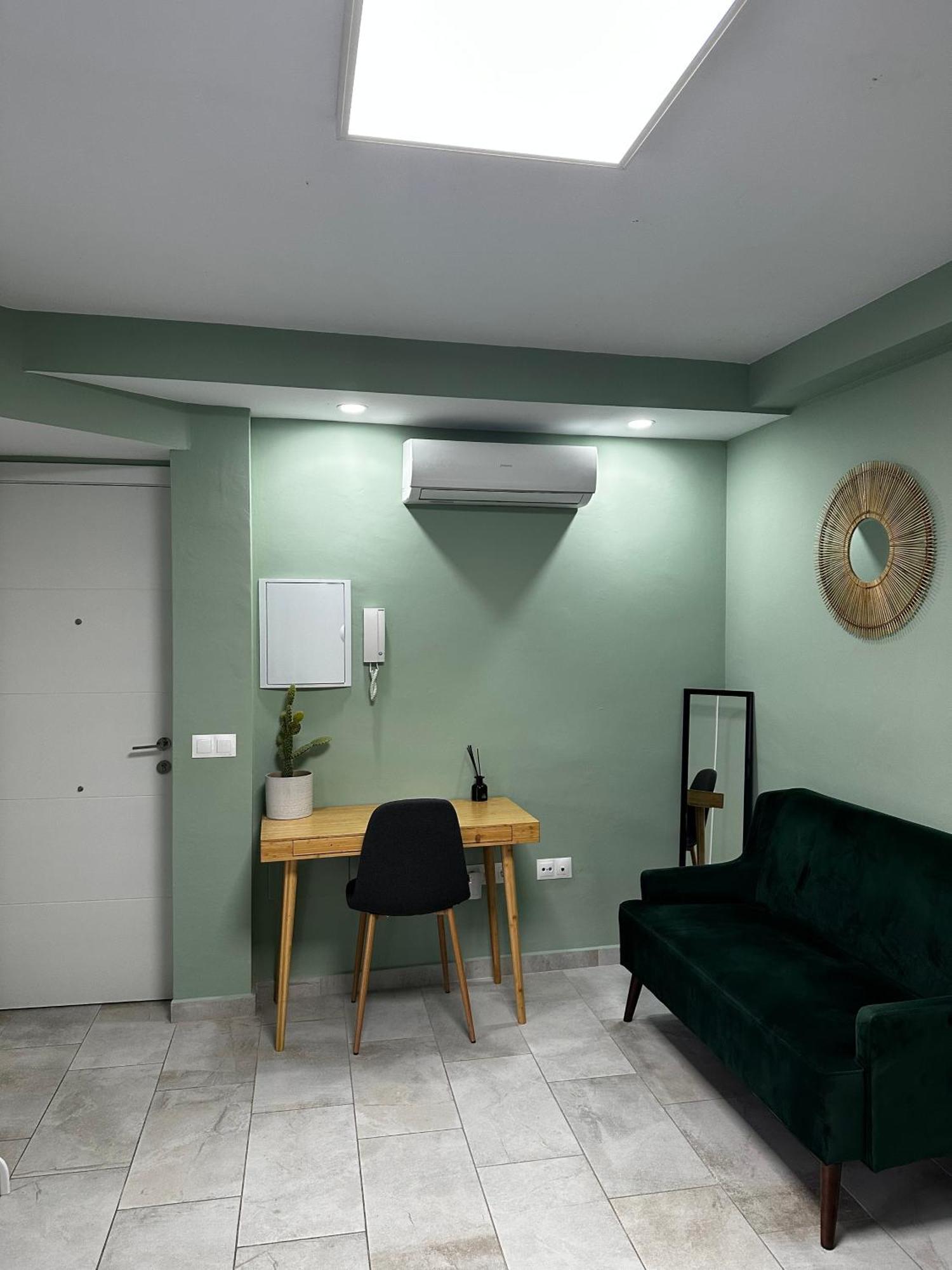 Lovely Studio Apartment Malaga Center Zewnętrze zdjęcie
