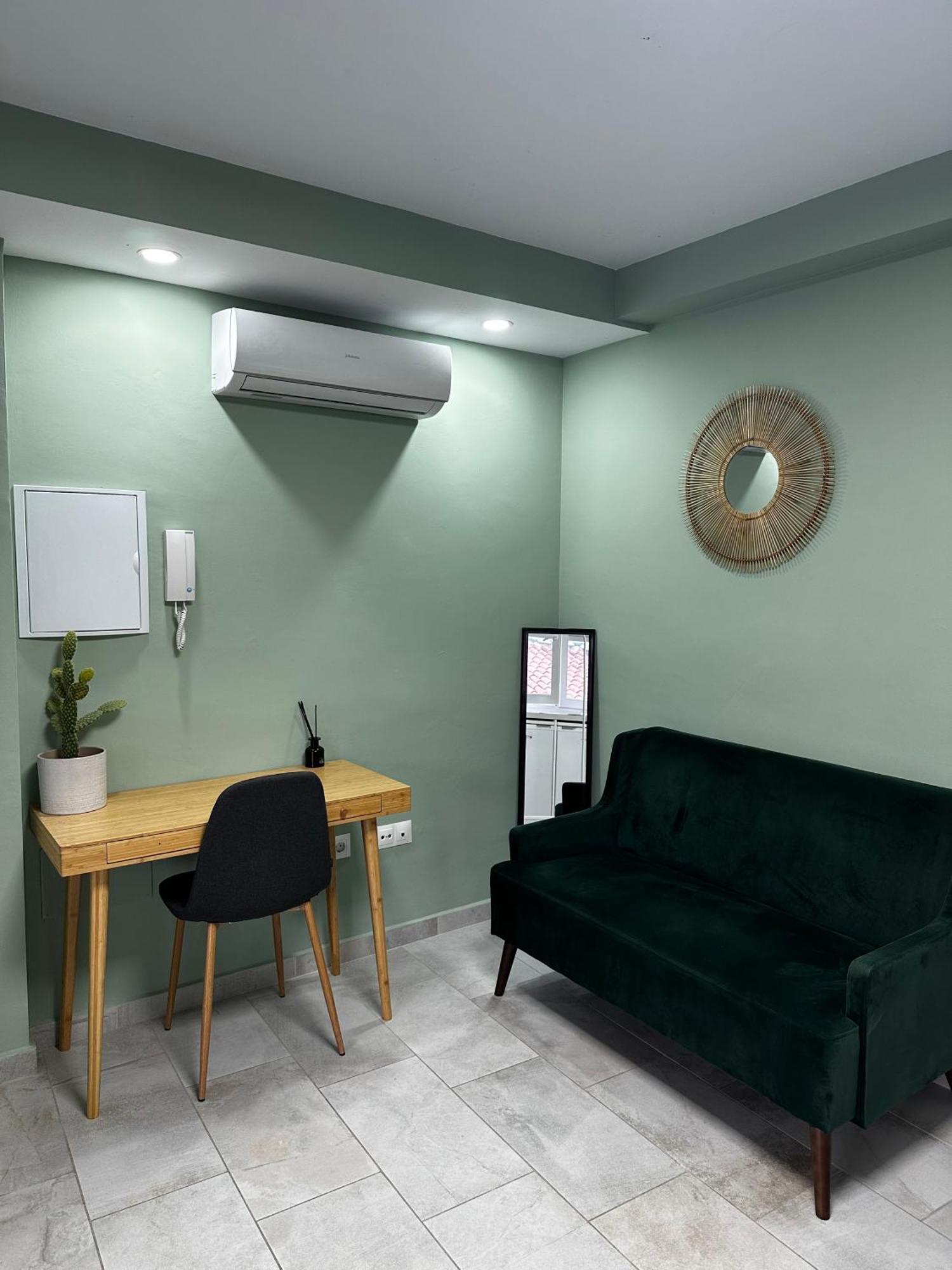 Lovely Studio Apartment Malaga Center Zewnętrze zdjęcie